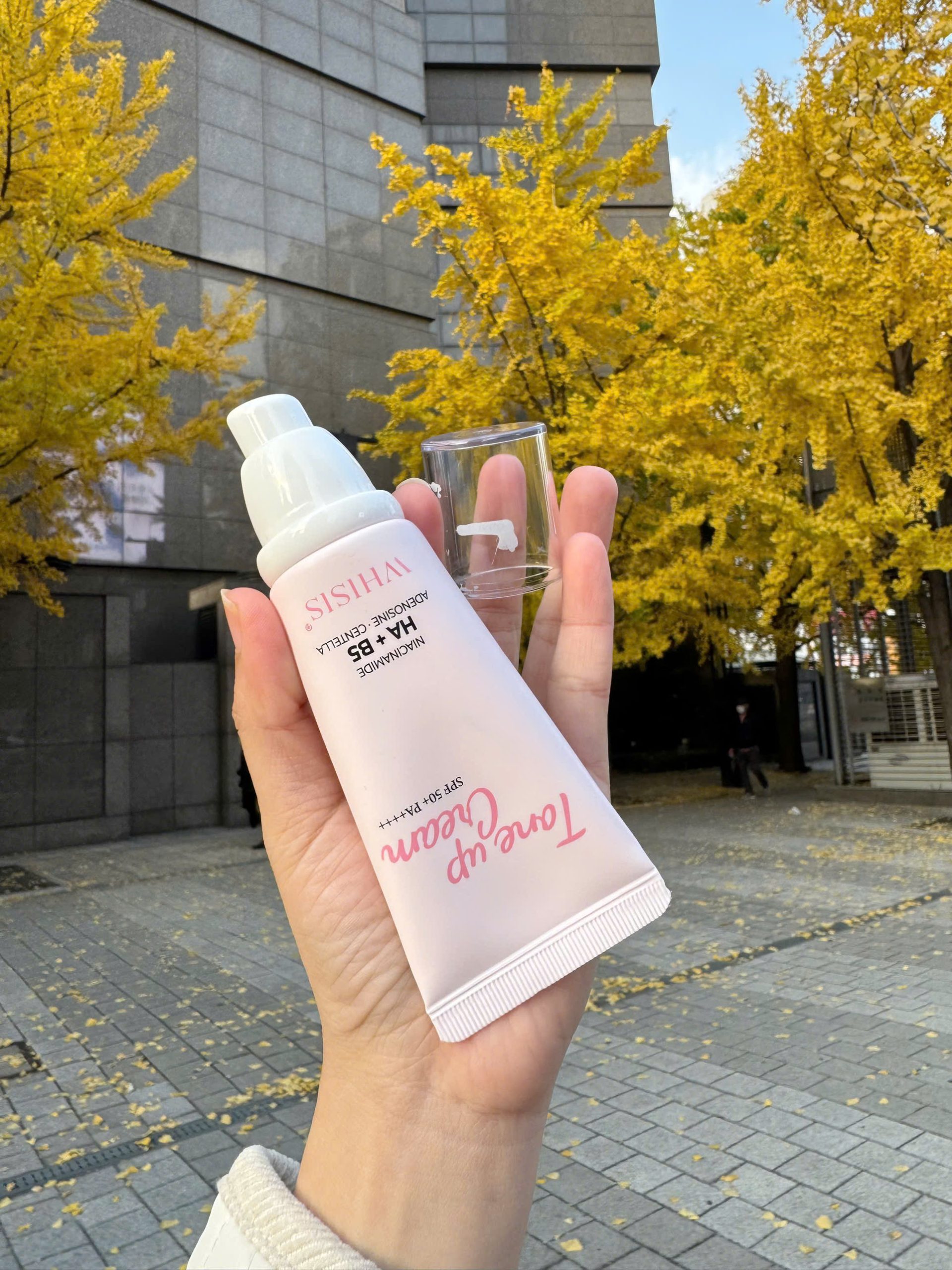 z7244305854033_436254f2162adc2ff5bf337831c3ec20 Kem Tone Up Chống Nắng HA+ B5 WHISIS Tone Up Cream SPF 50+ PA++++ 50ml